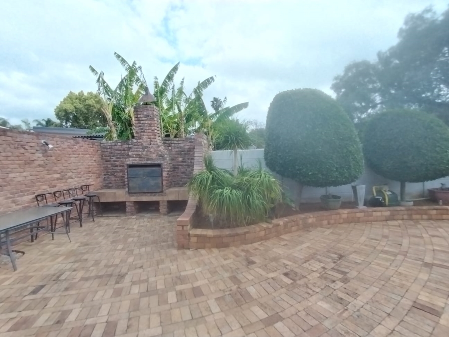 4 Bedroom Property for Sale in Vanes Estate Eastern Cape